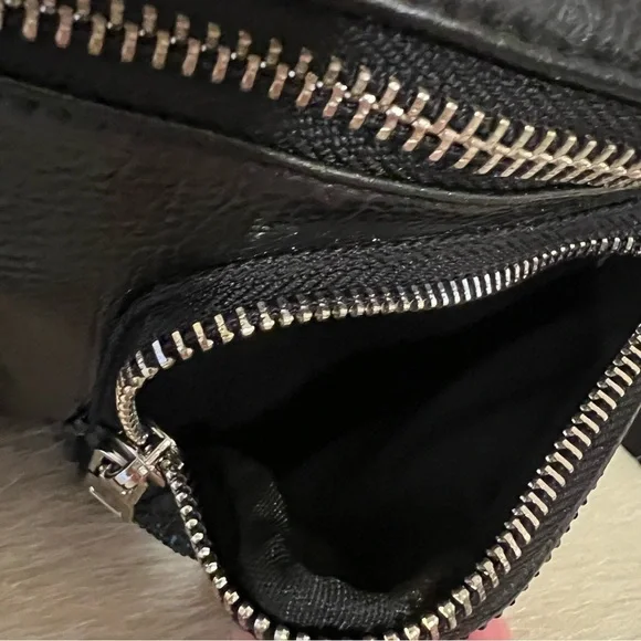 MADDEN NYC Womens Embellished Multi Pocket Fannypack Crossbody Vegan Belt Bag - Picture 6 of 15